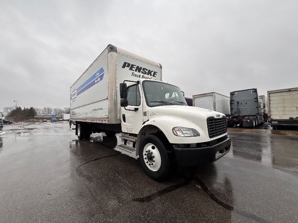 Medium Duty Box Truck-Light and Medium Duty Trucks-Freightliner-2022-M2-Middlefield-OH-107,109\n\t\tmiles-$ 74,750 - Image 1