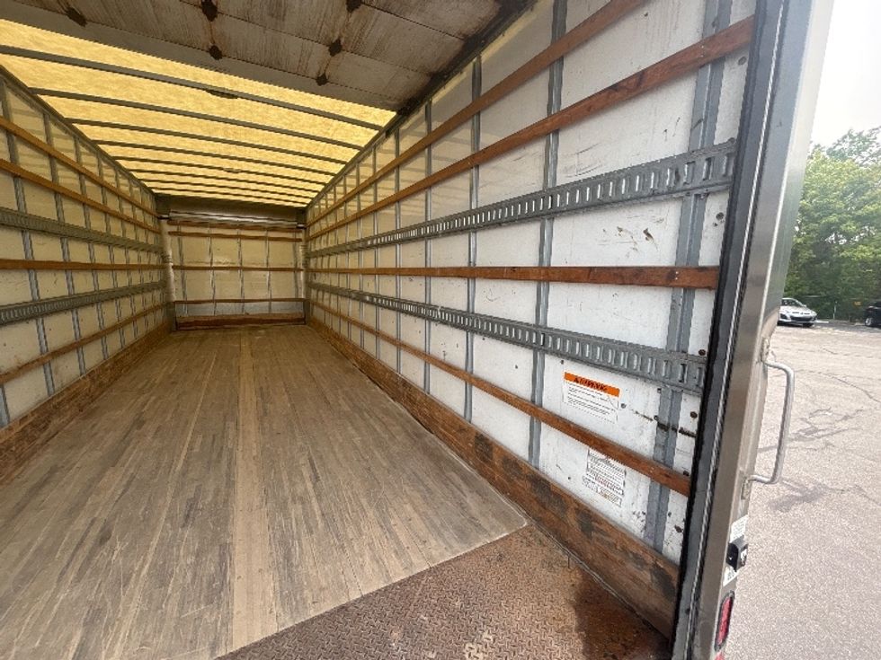 Medium Duty Box Truck-Light and Medium Duty Trucks-Freightliner-2022-M2-Middlefield-OH-181,420\n\t\tmiles-$ 60,500 - Image 12