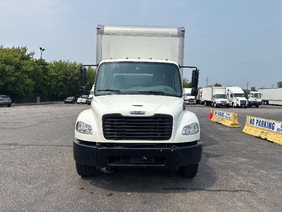 Medium Duty Box Truck-Light and Medium Duty Trucks-Freightliner-2022-M2-Middlefield-OH-181,420\n\t\tmiles-$ 60,500 - Image 2