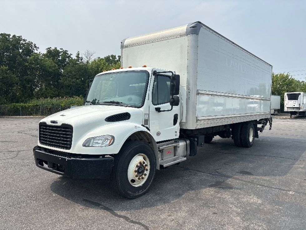 Medium Duty Box Truck-Light and Medium Duty Trucks-Freightliner-2022-M2-Middlefield-OH-181,420\n\t\tmiles-$ 60,500 - Image 3