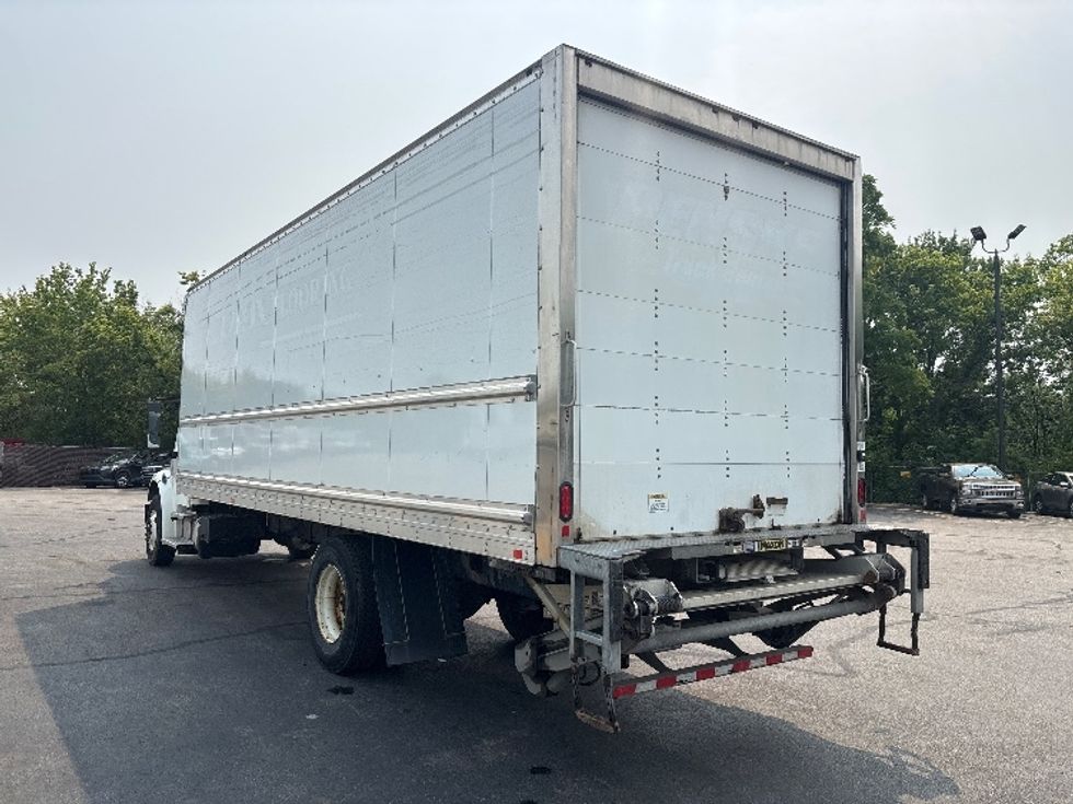Medium Duty Box Truck-Light and Medium Duty Trucks-Freightliner-2022-M2-Middlefield-OH-181,420\n\t\tmiles-$ 60,500 - Image 6