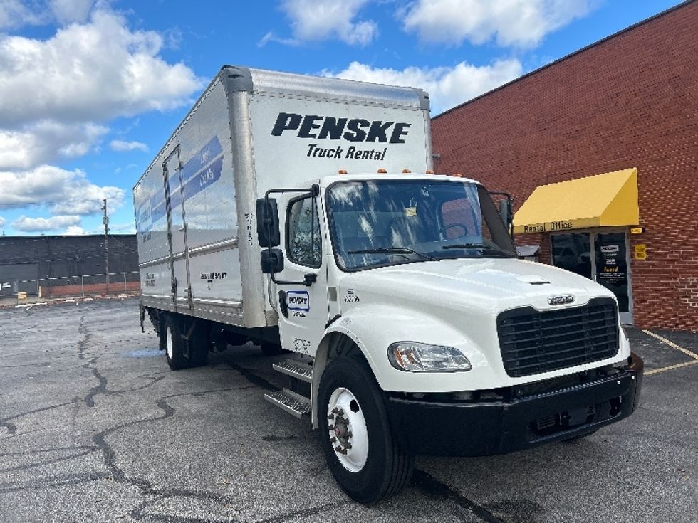 Medium Duty Box Truck-Light and Medium Duty Trucks-Freightliner-2022-M2-Middlefield-OH-241,057\n\t\tmiles-$ 49,250 - Image 1