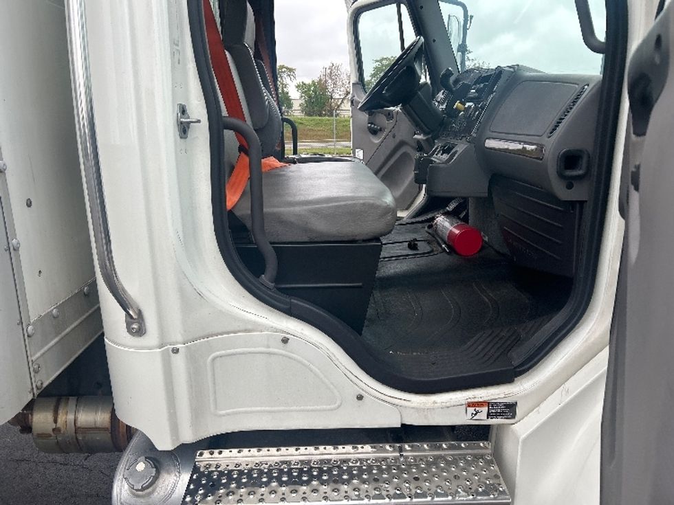 Medium Duty Box Truck-Light and Medium Duty Trucks-Freightliner-2022-M2-Middlefield-OH-272,733\n\t\tmiles-$ 48,500 - Image 19