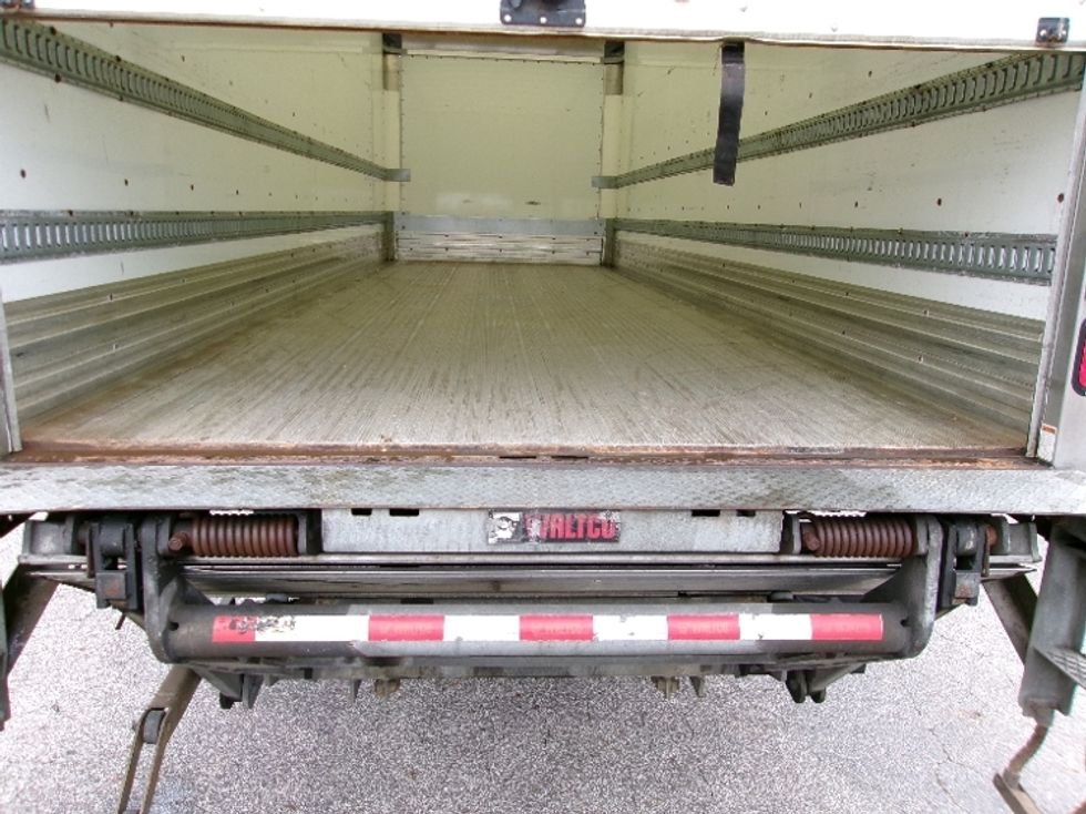 Medium Duty Box Truck-Light and Medium Duty Trucks-Freightliner-2022-M2-Middlefield-OH-273,093\n\t\tmiles-$ 48,250 - Image 10