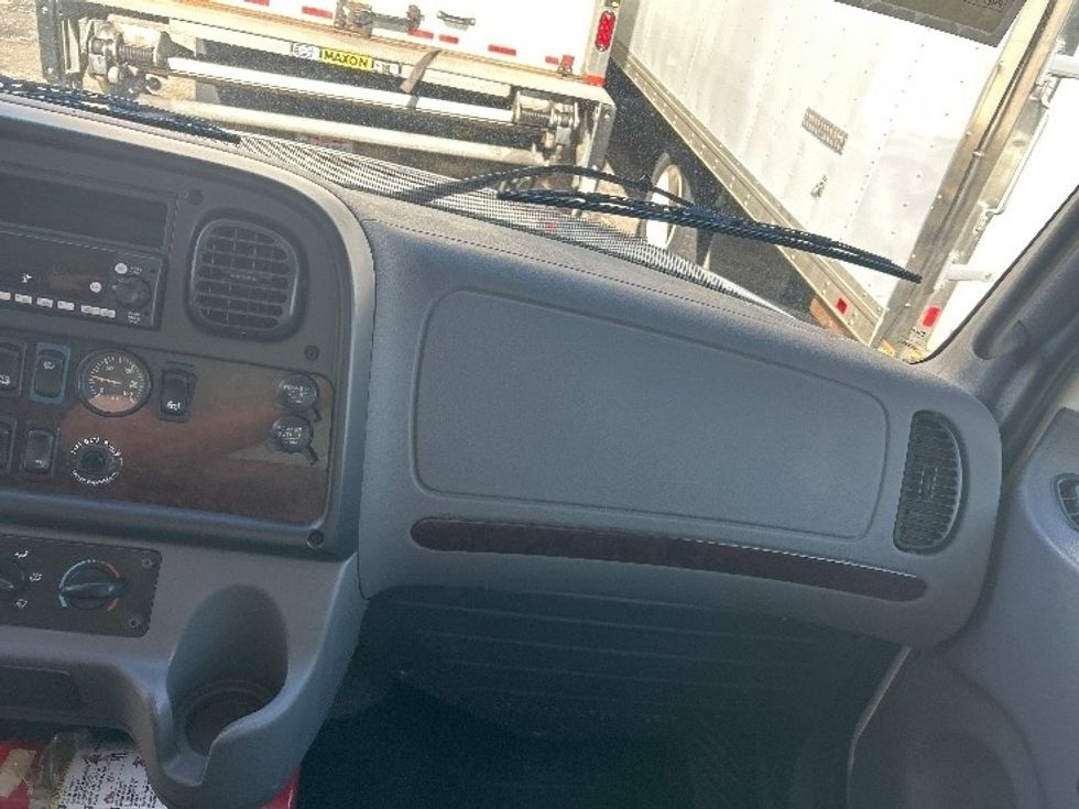 Medium Duty Box Truck-Light and Medium Duty Trucks-Freightliner-2022-M2-Middlefield-OH-273,093\n\t\tmiles-$ 48,250 - Image 19