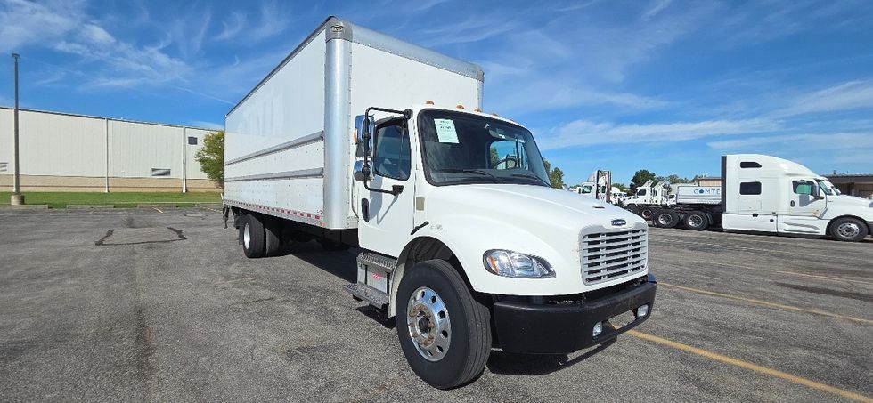 Medium Duty Box Truck-Light and Medium Duty Trucks-Freightliner-2022-M2-Middlefield-OH-296,696\n\t\tmiles-$ 47,000 - Image 1
