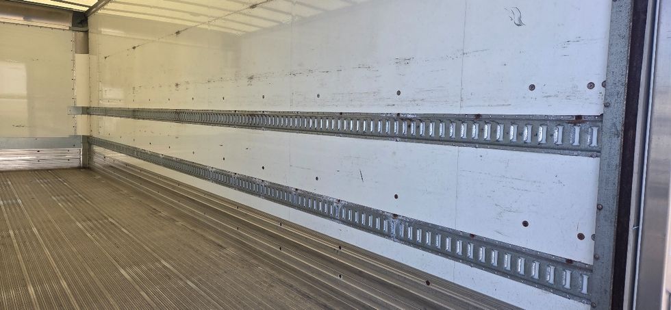 Medium Duty Box Truck-Light and Medium Duty Trucks-Freightliner-2022-M2-Middlefield-OH-296,696\n\t\tmiles-$ 47,000 - Image 12