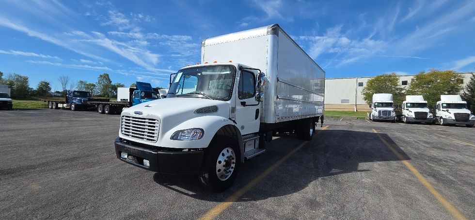 Medium Duty Box Truck-Light and Medium Duty Trucks-Freightliner-2022-M2-Middlefield-OH-296,696\n\t\tmiles-$ 47,000 - Image 3