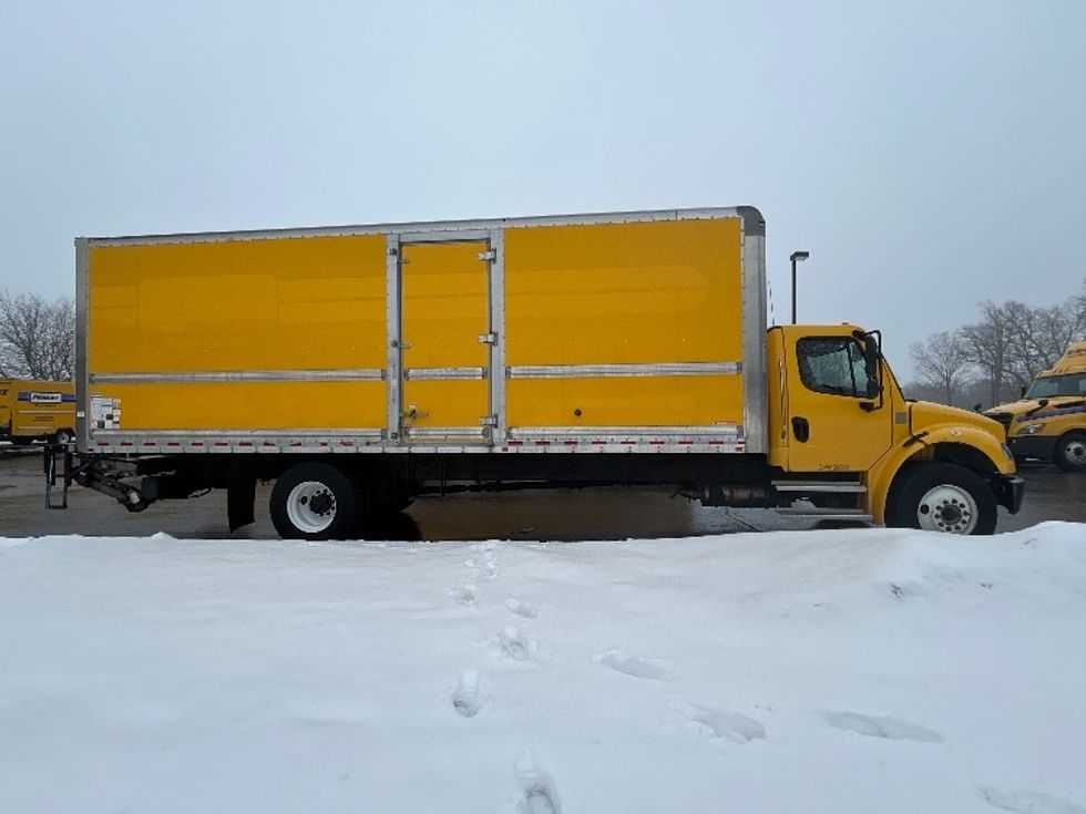 Medium Duty Box Truck-Light and Medium Duty Trucks-Freightliner-2022-M2-Milwaukee-WI-102,070\n\t\tmiles-$ 74,750 - Image 15