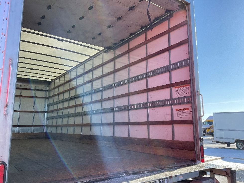 Medium Duty Box Truck-Light and Medium Duty Trucks-Freightliner-2022-M2-Milwaukee-WI-117,985\n\t\tmiles-$ 73,000 - Image 12