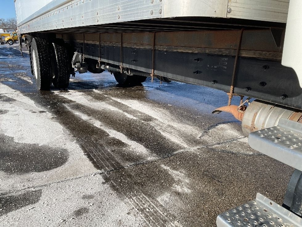 Medium Duty Box Truck-Light and Medium Duty Trucks-Freightliner-2022-M2-Milwaukee-WI-117,985\n\t\tmiles-$ 73,000 - Image 14