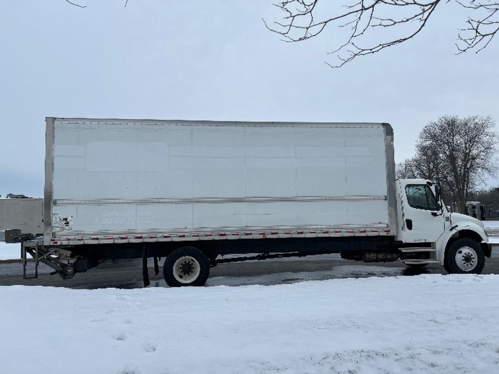 Medium Duty Box Truck-Light and Medium Duty Trucks-Freightliner-2022-M2-Milwaukee-WI-128,314\n\t\tmiles-$ 71,250 - Image 15