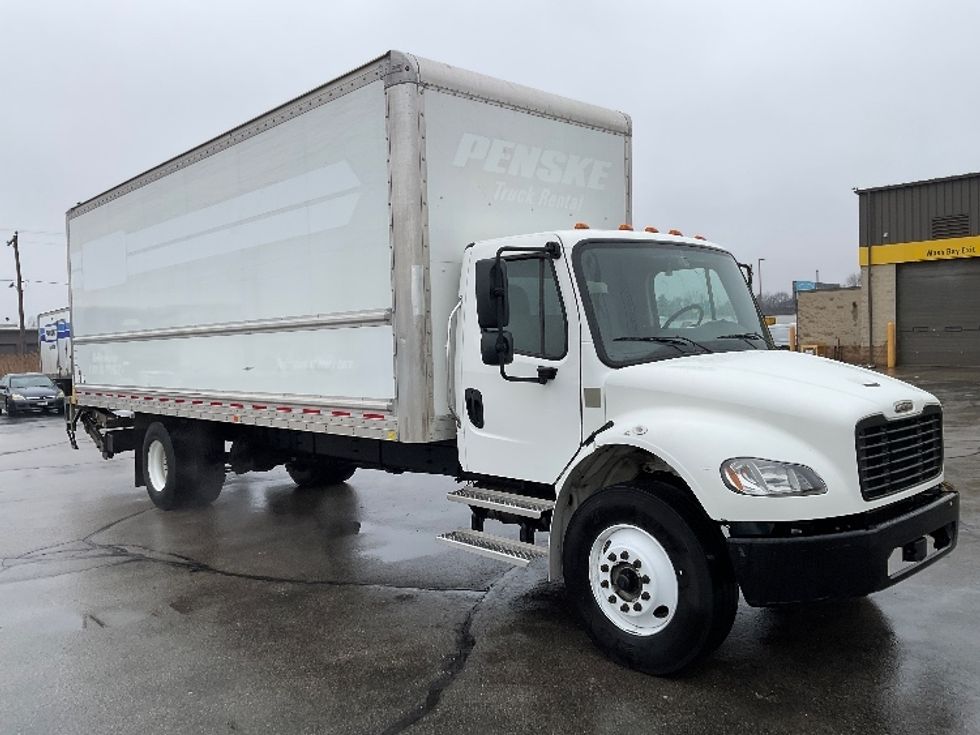 Medium Duty Box Truck-Light and Medium Duty Trucks-Freightliner-2022-M2-Milwaukee-WI-138,278\n\t\tmiles-$ 69,500 - Image 1