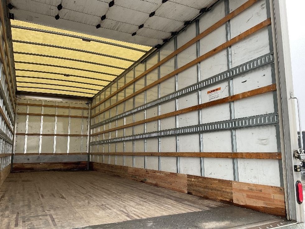 Medium Duty Box Truck-Light and Medium Duty Trucks-Freightliner-2022-M2-Milwaukee-WI-138,278\n\t\tmiles-$ 69,500 - Image 12