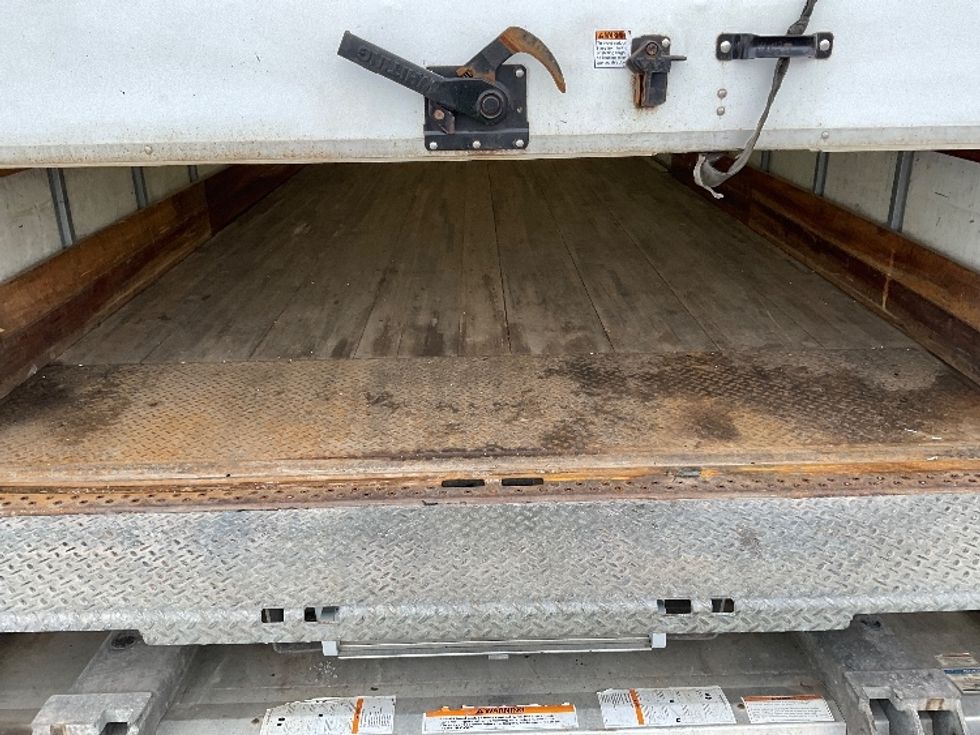 Medium Duty Box Truck-Light and Medium Duty Trucks-Freightliner-2022-M2-Milwaukee-WI-139,959\n\t\tmiles-$ 69,250 - Image 10