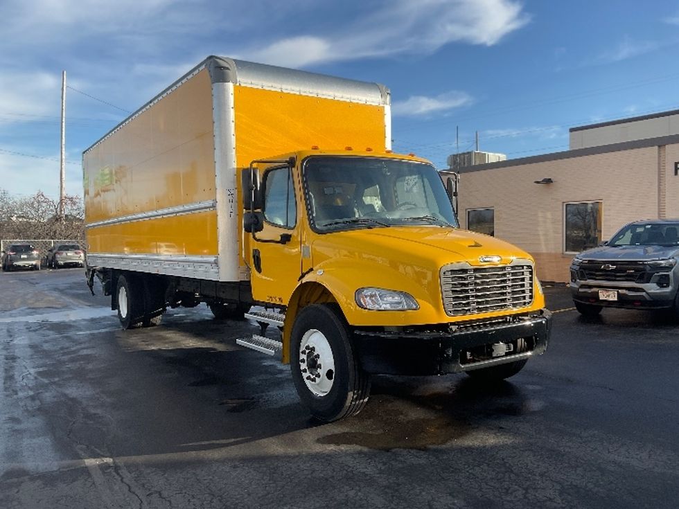 Medium Duty Box Truck-Light and Medium Duty Trucks-Freightliner-2022-M2-Milwaukee-WI-93,400\n\t\tmiles-$ 75,750 - Image 1