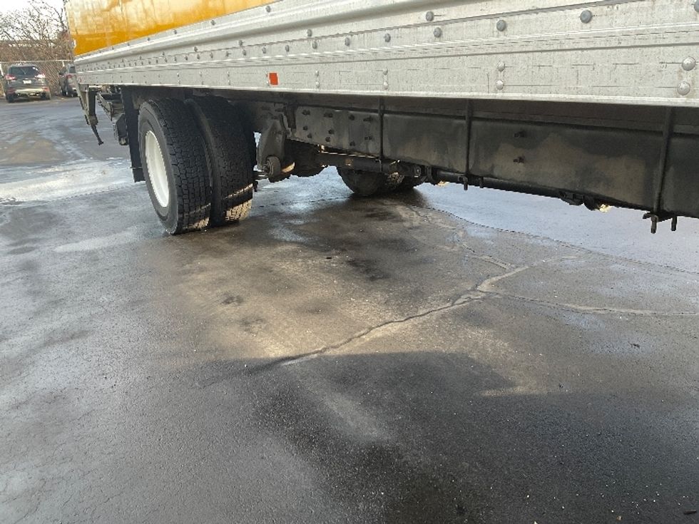 Medium Duty Box Truck-Light and Medium Duty Trucks-Freightliner-2022-M2-Milwaukee-WI-93,400\n\t\tmiles-$ 75,750 - Image 14