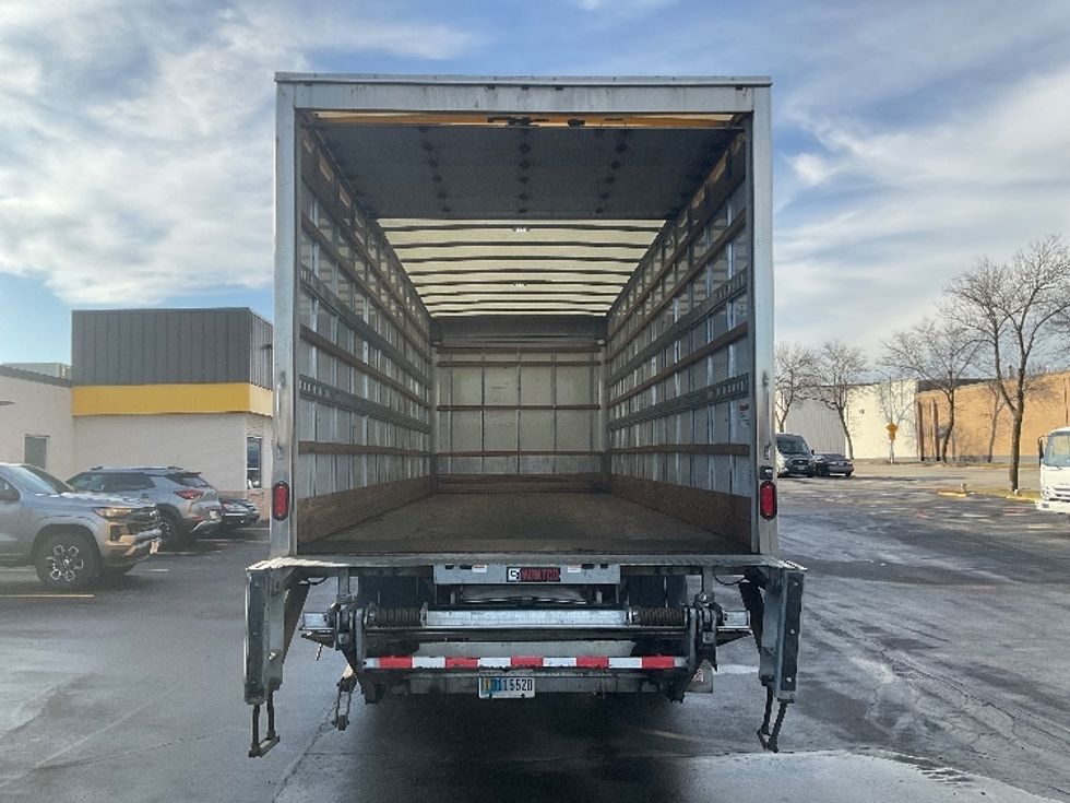 Medium Duty Box Truck-Light and Medium Duty Trucks-Freightliner-2022-M2-Milwaukee-WI-93,400\n\t\tmiles-$ 75,750 - Image 8