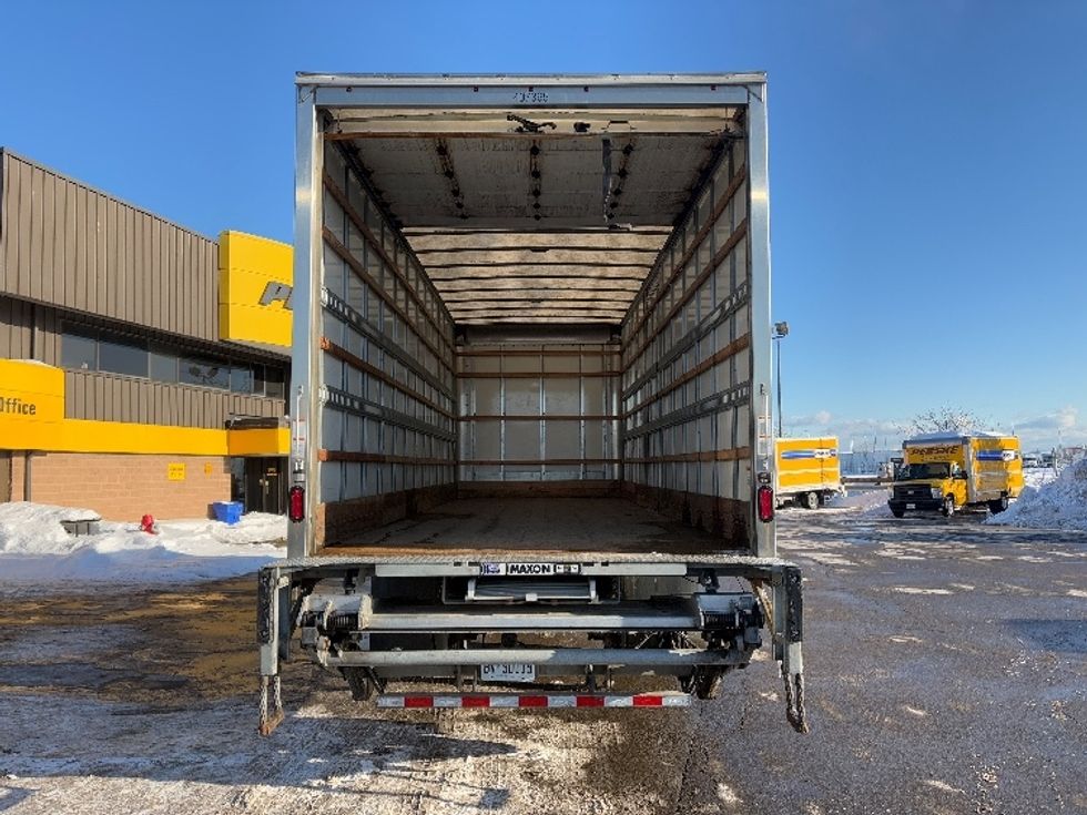 Medium Duty Box Truck-Light and Medium Duty Trucks-Freightliner-2022-M2-Mississauga-ON-276,224\n\t\tkm-$ 82,750 - Image 8