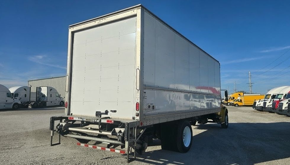 Medium Duty Box Truck-Light and Medium Duty Trucks-Freightliner-2022-M2-Moberly-MO-139,658\n\t\tmiles-$ 65,250 - Image 13