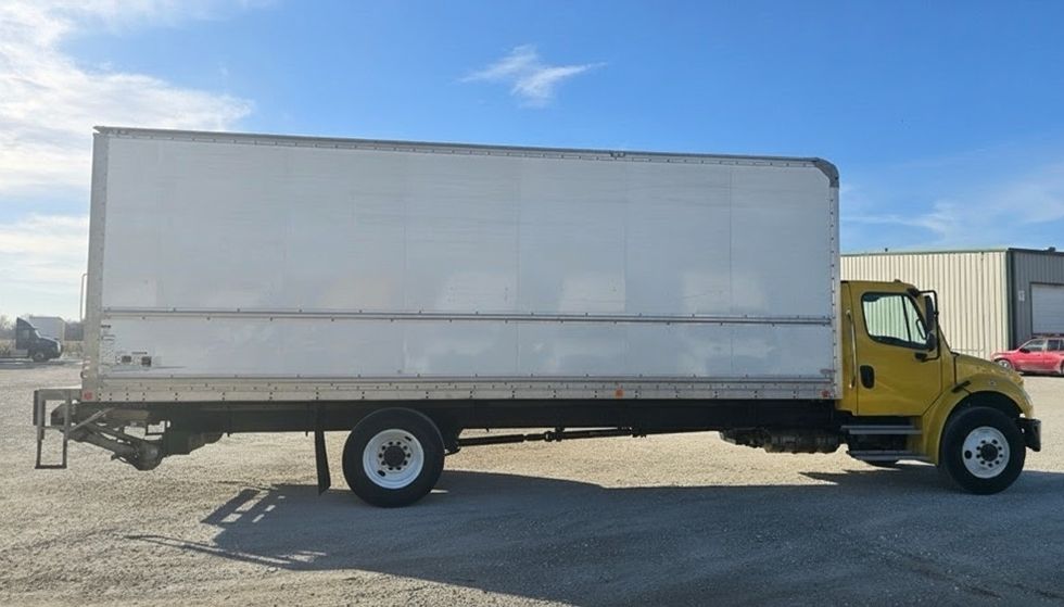 Medium Duty Box Truck-Light and Medium Duty Trucks-Freightliner-2022-M2-Moberly-MO-139,658\n\t\tmiles-$ 65,250 - Image 15