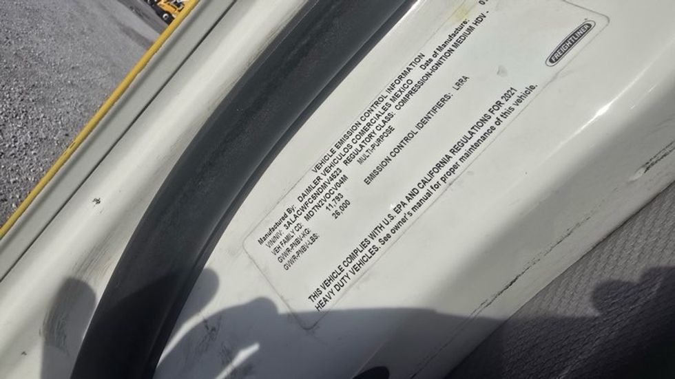 Medium Duty Box Truck-Light and Medium Duty Trucks-Freightliner-2022-M2-Moberly-MO-139,658\n\t\tmiles-$ 65,250 - Image 24