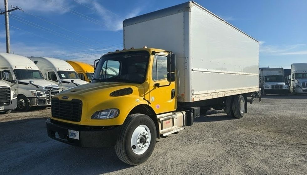 Medium Duty Box Truck-Light and Medium Duty Trucks-Freightliner-2022-M2-Moberly-MO-139,658\n\t\tmiles-$ 65,250 - Image 3