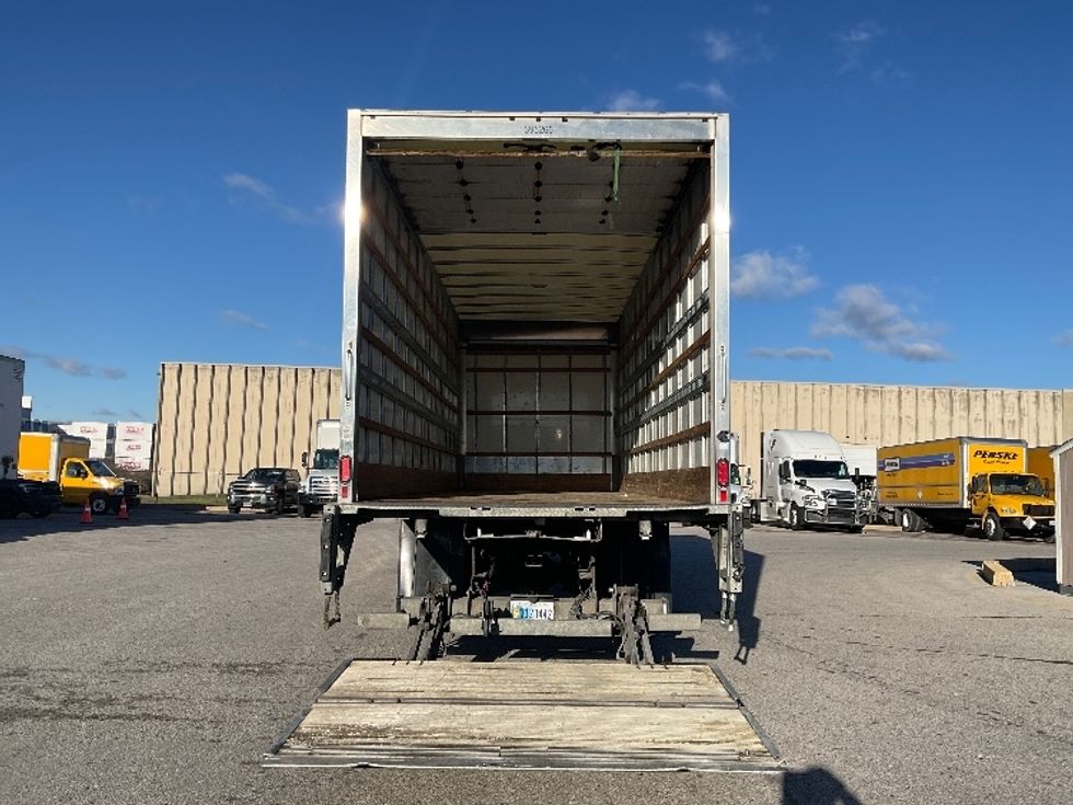Medium Duty Box Truck-Light and Medium Duty Trucks-Freightliner-2022-M2-Moberly-MO-162,665\n\t\tmiles-$ 67,250 - Image 9