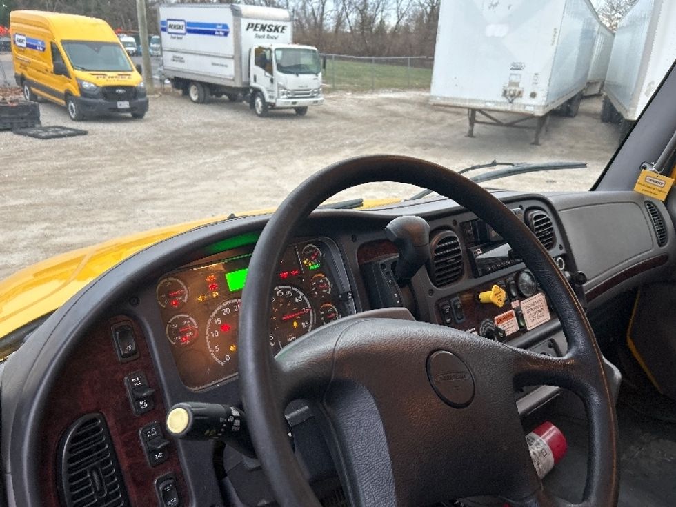 Medium Duty Box Truck-Light and Medium Duty Trucks-Freightliner-2022-M2-Moberly-MO-196,078\n\t\tmiles-$ 60,000 - Image 17