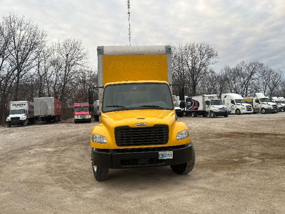 Medium Duty Box Truck-Light and Medium Duty Trucks-Freightliner-2022-M2-Moberly-MO-196,078\n\t\tmiles-$ 60,000 - Image 2