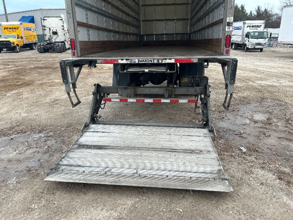 Medium Duty Box Truck-Light and Medium Duty Trucks-Freightliner-2022-M2-Moberly-MO-196,078\n\t\tmiles-$ 60,000 - Image 9