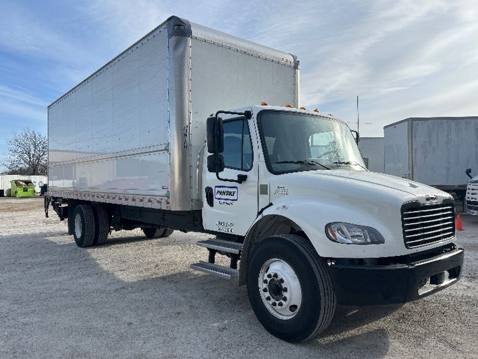 Medium Duty Box Truck-Light and Medium Duty Trucks-Freightliner-2022-M2-Moberly-MO-234,310\n\t\tmiles-$ 51,000 - Image 1