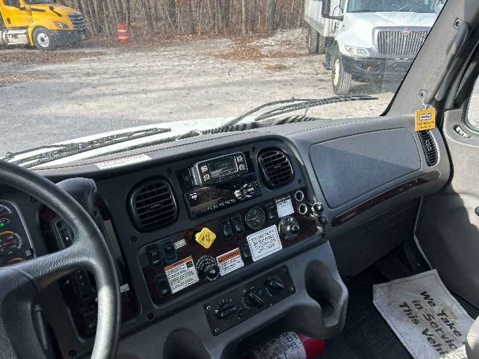 Medium Duty Box Truck-Light and Medium Duty Trucks-Freightliner-2022-M2-Moberly-MO-234,310\n\t\tmiles-$ 51,000 - Image 18