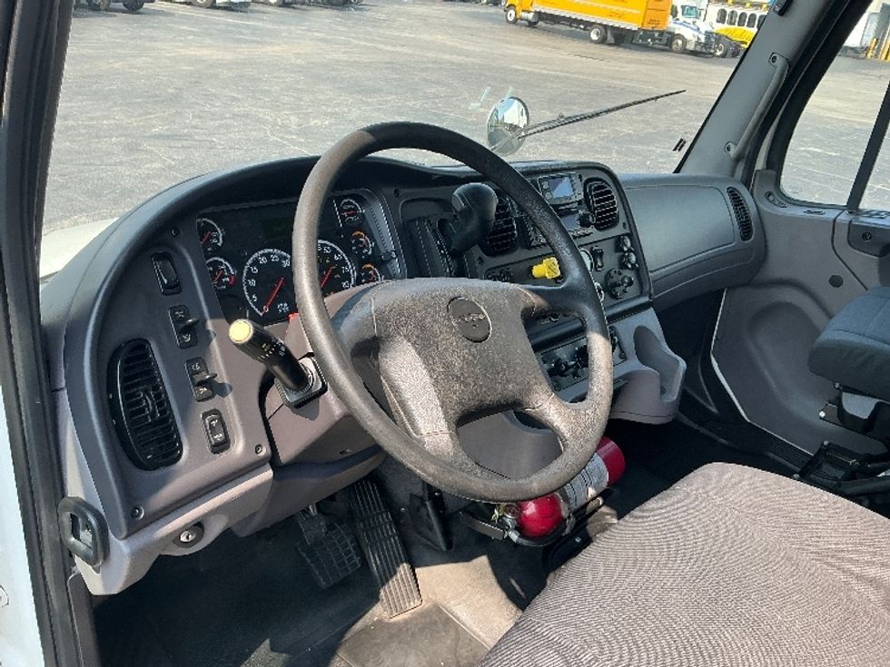 Medium Duty Box Truck-Light and Medium Duty Trucks-Freightliner-2022-M2-Moberly-MO-288,988\n\t\tmiles-$ 38,500 - Image 17