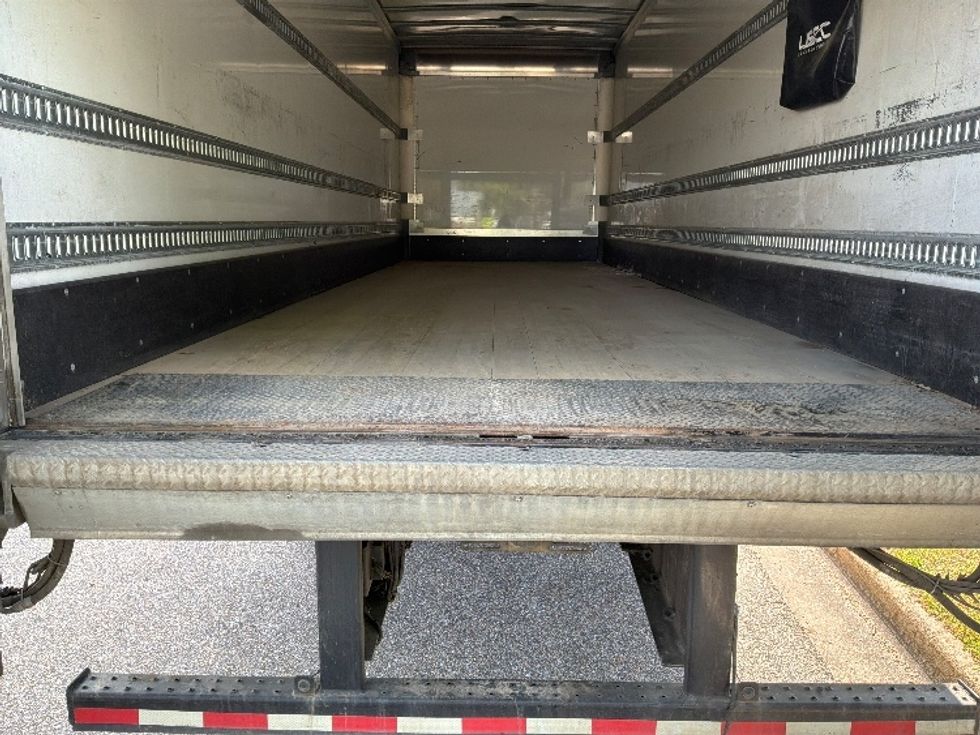 Medium Duty Box Truck-Light and Medium Duty Trucks-Freightliner-2022-M2-Montgomery-AL-111,854\n\t\tmiles-$ 66,750 - Image 10