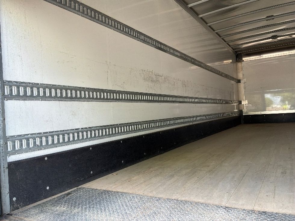 Medium Duty Box Truck-Light and Medium Duty Trucks-Freightliner-2022-M2-Montgomery-AL-111,854\n\t\tmiles-$ 66,750 - Image 11