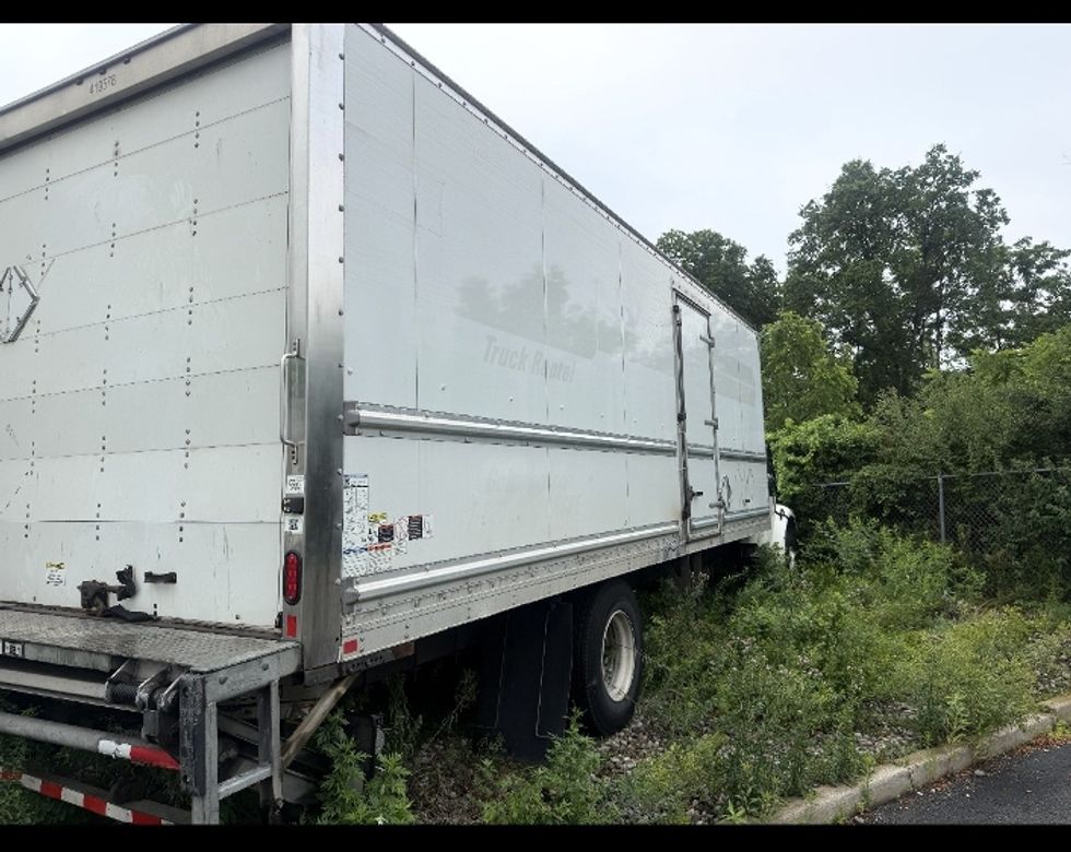 Medium Duty Box Truck-Light and Medium Duty Trucks-Freightliner-2022-M2-Montgomery-NY-136,793\n\t\tmiles-$ 14,500 - Image 2