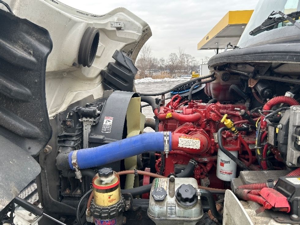 Medium Duty Box Truck-Light and Medium Duty Trucks-Freightliner-2022-M2-Montgomery-NY-155,558\n\t\tmiles-$ 52,750 - Image 23