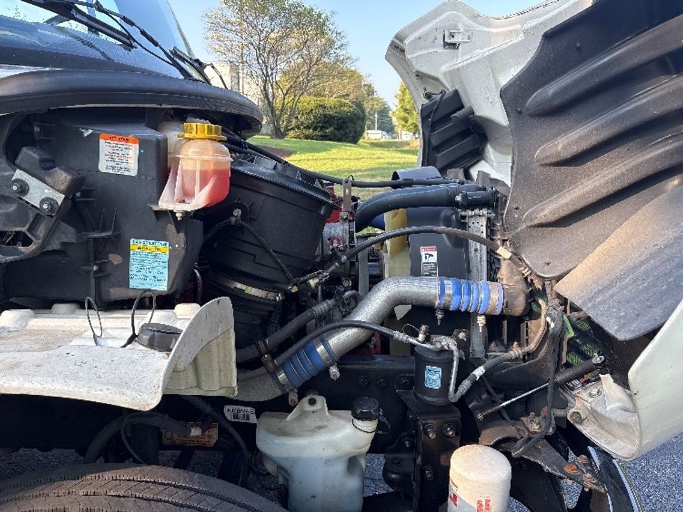 Medium Duty Box Truck-Light and Medium Duty Trucks-Freightliner-2022-M2-Montgomery-NY-177,338\n\t\tmiles-$ 48,000 - Image 23