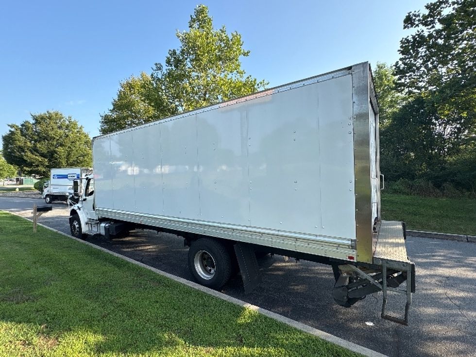 Medium Duty Box Truck-Light and Medium Duty Trucks-Freightliner-2022-M2-Montgomery-NY-177,338\n\t\tmiles-$ 48,000 - Image 6