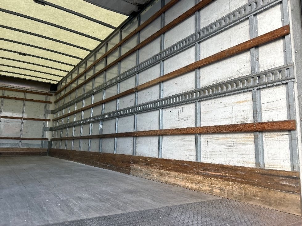 Medium Duty Box Truck-Light and Medium Duty Trucks-Freightliner-2022-M2-Montgomery-NY-190,102\n\t\tmiles-$ 46,500 - Image 12