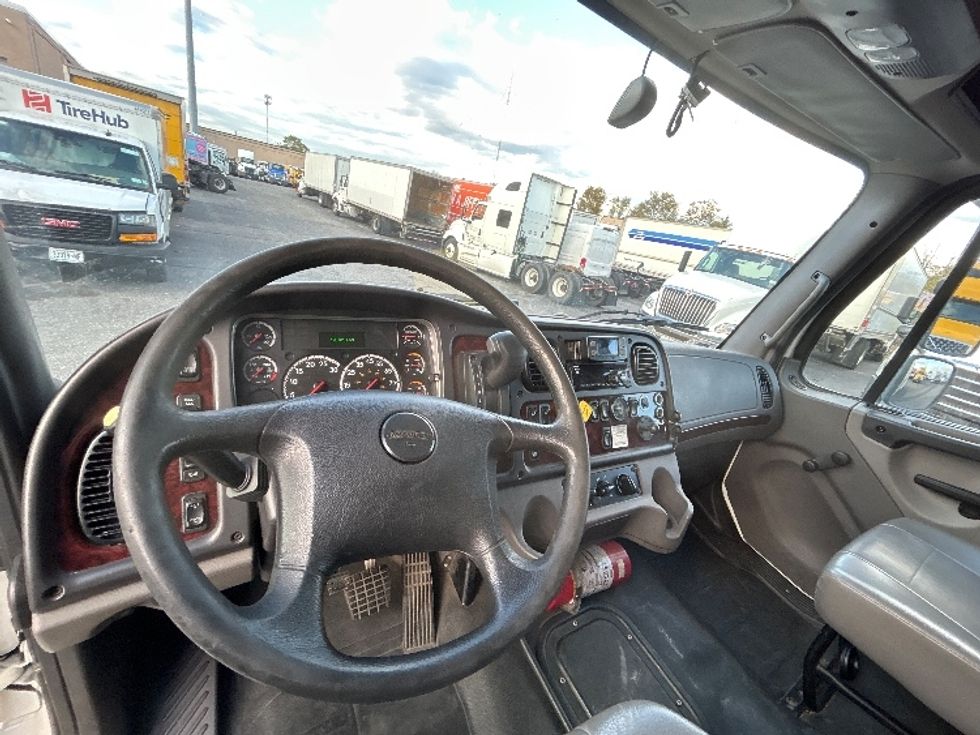 Medium Duty Box Truck-Light and Medium Duty Trucks-Freightliner-2022-M2-Montgomery-NY-190,102\n\t\tmiles-$ 46,500 - Image 18