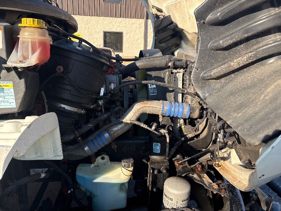 Medium Duty Box Truck-Light and Medium Duty Trucks-Freightliner-2022-M2-Montgomery-NY-284,668\n\t\tmiles-$ 34,250 - Image 23