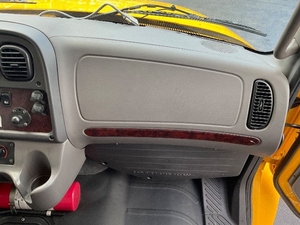 Medium Duty Box Truck-Light and Medium Duty Trucks-Freightliner-2022-M2-Mount Pleasant-PA-207,965\n\t\tmiles-$ 54,500 - Image 19