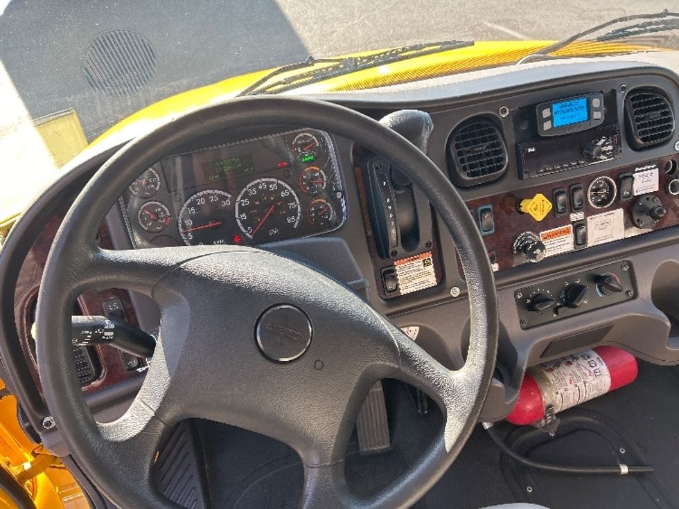 Medium Duty Box Truck-Light and Medium Duty Trucks-Freightliner-2022-M2-Nashville (Mount Juliet)-TN-134,249\n\t\tmiles-$ 76,500 - Image 18