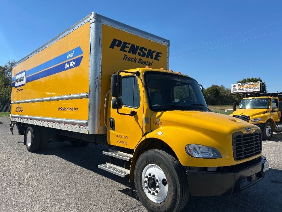 Medium Duty Box Truck-Light and Medium Duty Trucks-Freightliner-2022-M2-Nashville (Mount Juliet)-TN-216,806\n\t\tmiles-$ 58,000 - Image 1