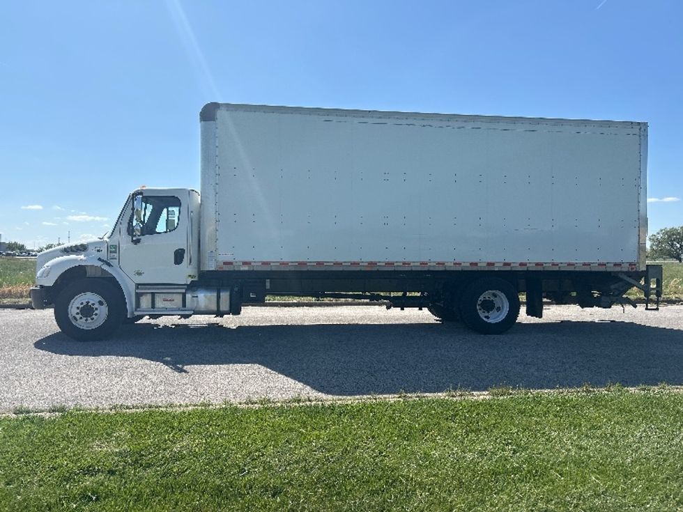 Medium Duty Box Truck-Light and Medium Duty Trucks-Freightliner-2022-M2-Nashville (Mount Juliet)-TN-262,857\n\t\tmiles-$ 39,000 - Image 4