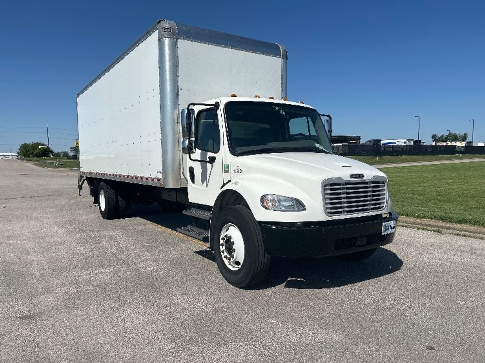 Medium Duty Box Truck-Light and Medium Duty Trucks-Freightliner-2022-M2-Nashville (Mount Juliet)-TN-262,857\n\t\tmiles-$ 39,000 - Image 1
