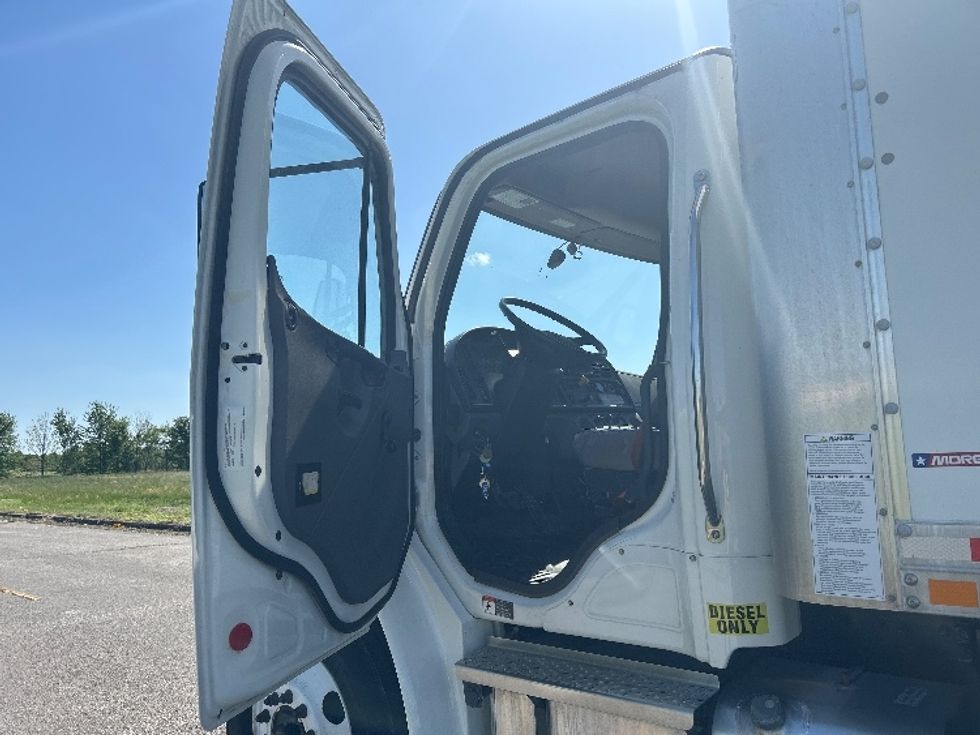 Medium Duty Box Truck-Light and Medium Duty Trucks-Freightliner-2022-M2-Nashville (Mount Juliet)-TN-262,857\n\t\tmiles-$ 39,000 - Image 16
