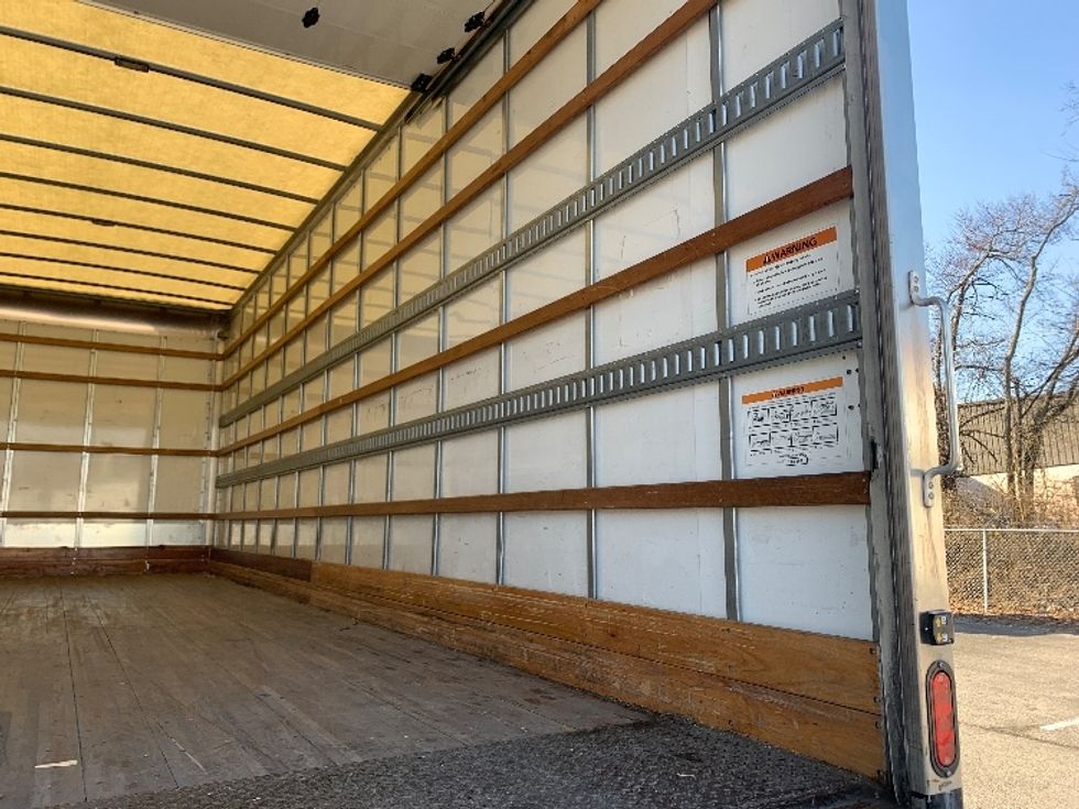 Medium Duty Box Truck-Light and Medium Duty Trucks-Freightliner-2022-M2-Nashville (Mount Juliet)-TN-36,063\n\t\tmiles-$ 86,000 - Image 12